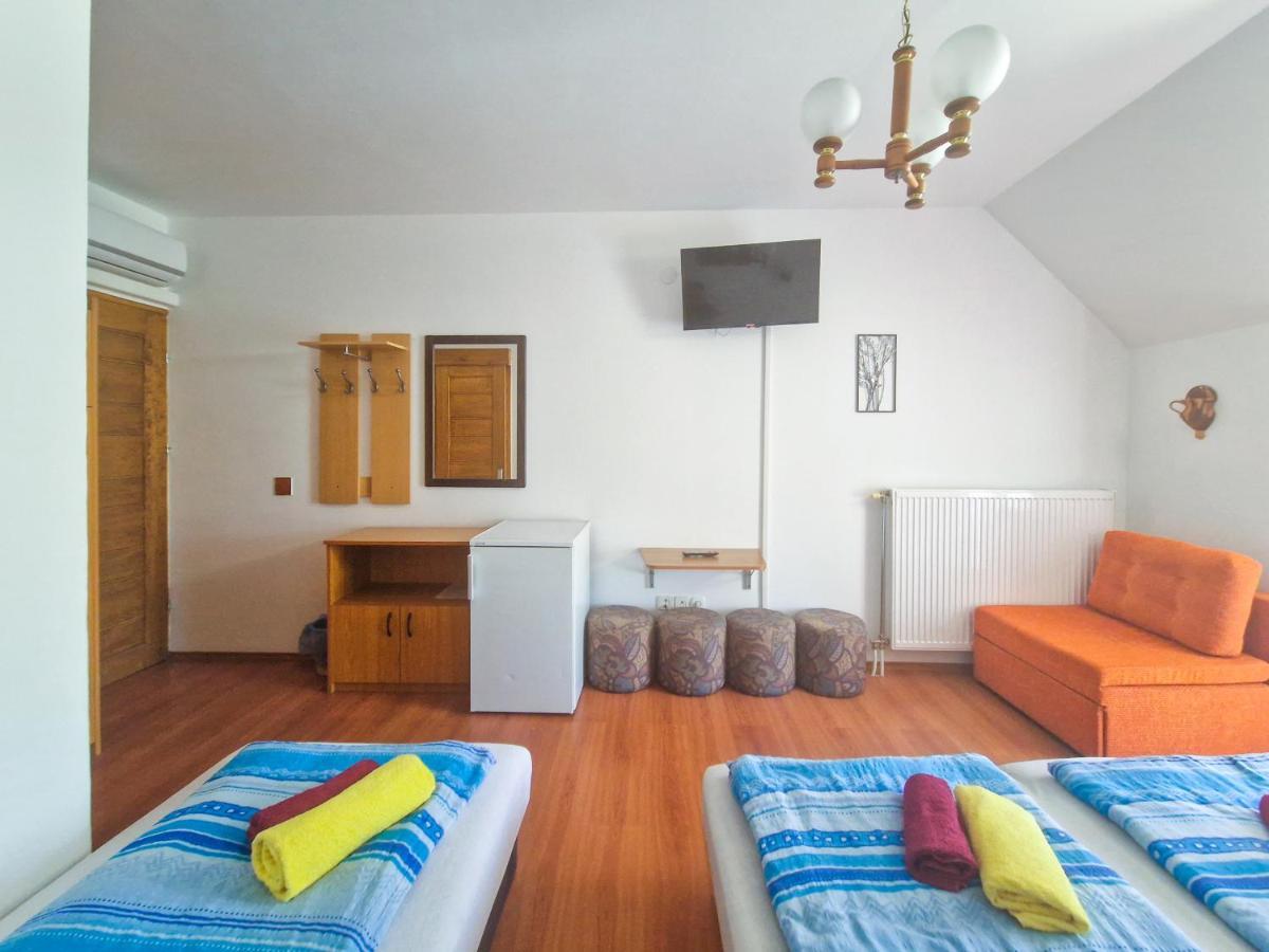 Weinberger Vendeghaz Hotel Zamardi Bagian luar foto