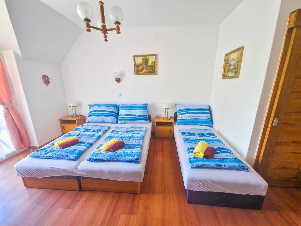 Weinberger Vendeghaz Hotel Zamardi Bagian luar foto