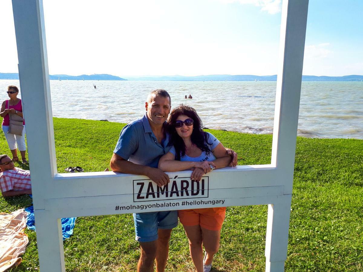 Weinberger Vendeghaz Hotel Zamardi Bagian luar foto